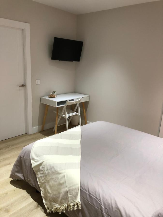 Pension La Castellana Logroño Exterior foto